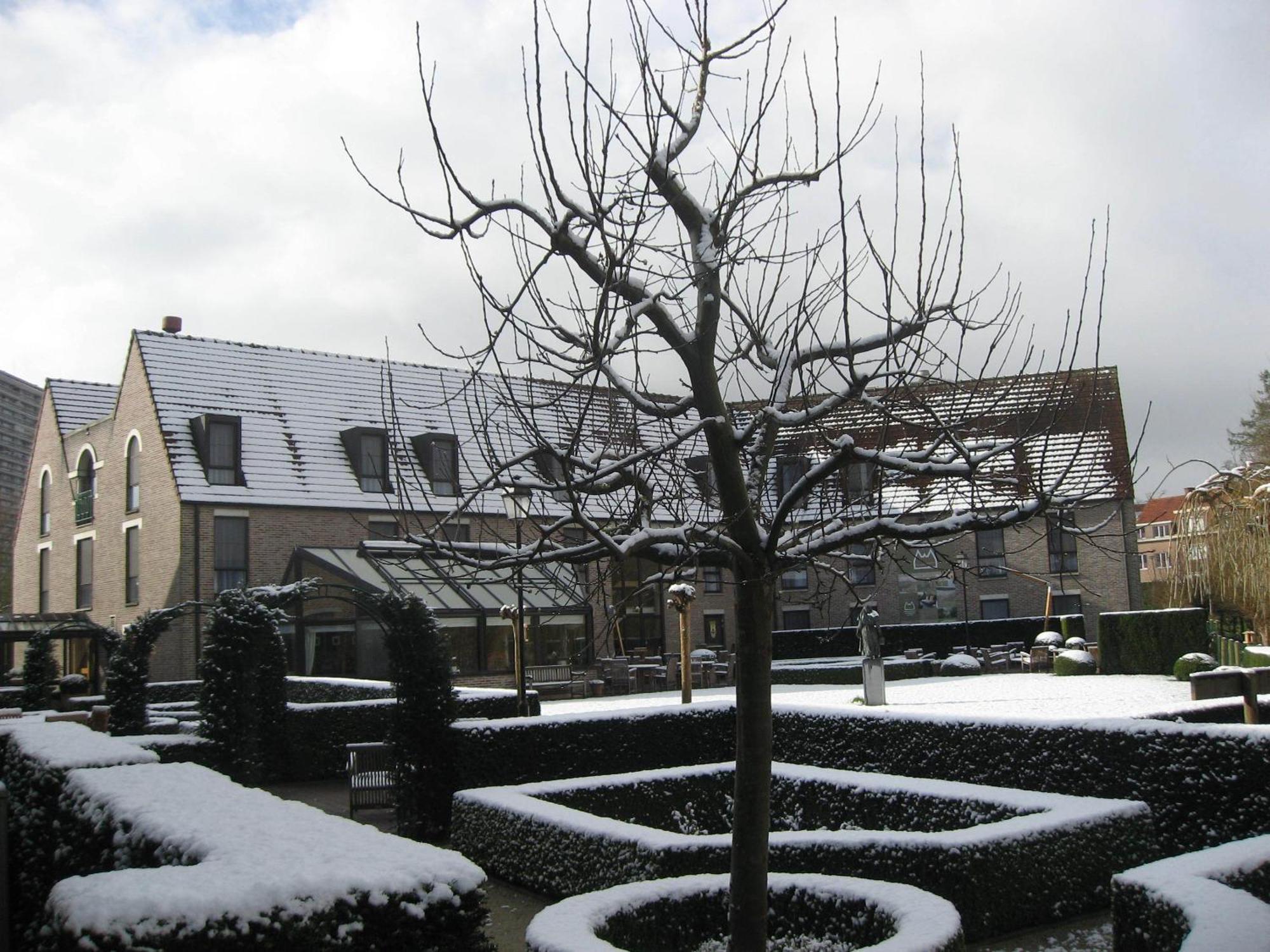 ליובן Begijnhof Hotel מראה חיצוני תמונה